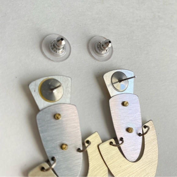 Vintage 90s Y2K Earrings Two Tone Gold Silver Metallic Statement Jewelry - Picture 6 of 8